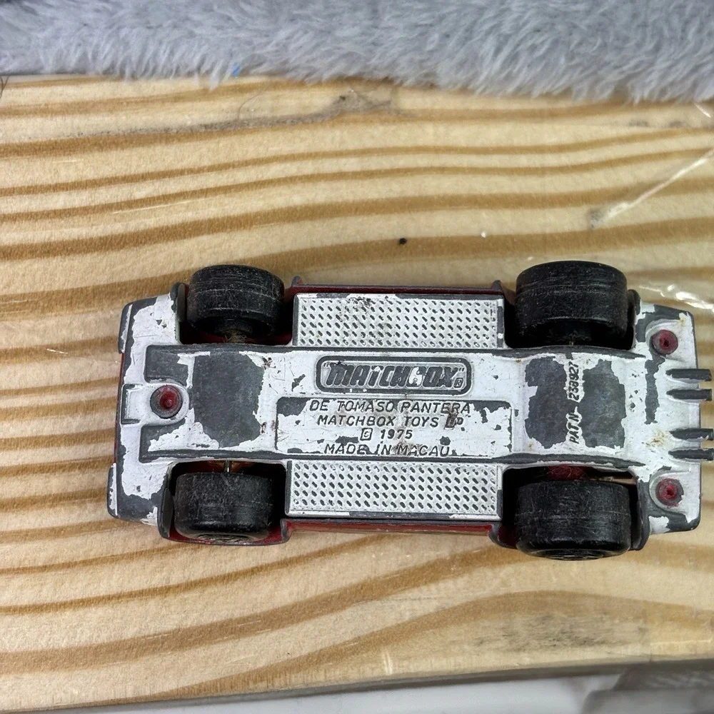 Lot Of 3 Matchbox Cars De Tomaso Pantera 1975 Diecast Greased Lightnin' 31 Red